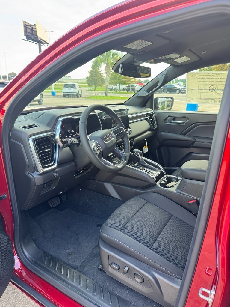 New 2026 GMC Canyon Elevation w/ Convenience Package image 10