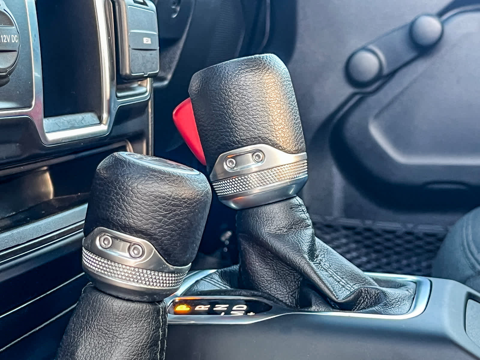 Used 2022 Jeep Wrangler Unlimited Sport image 21