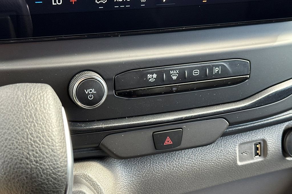 New 2026 Ford Transit 250 148 Medium Roof w/ Load Area Protection Package image 17