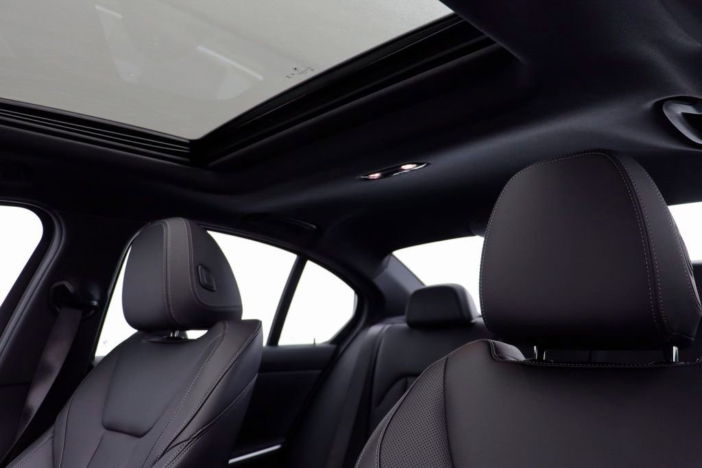 New 2026 BMW 330i xDrive Sedan w/ Premium Package image 13