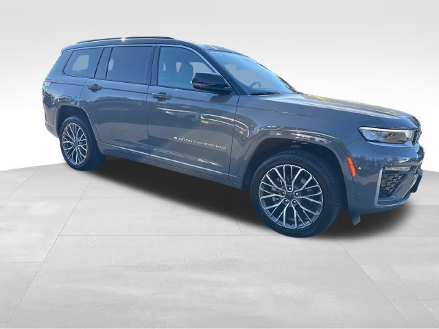 New 2027 Jeep Grand Cherokee L Summit w/ Advanced Protech Group IV