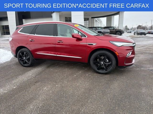 Used 2023 Buick Enclave Essence w/ Sport Touring Edition image 15