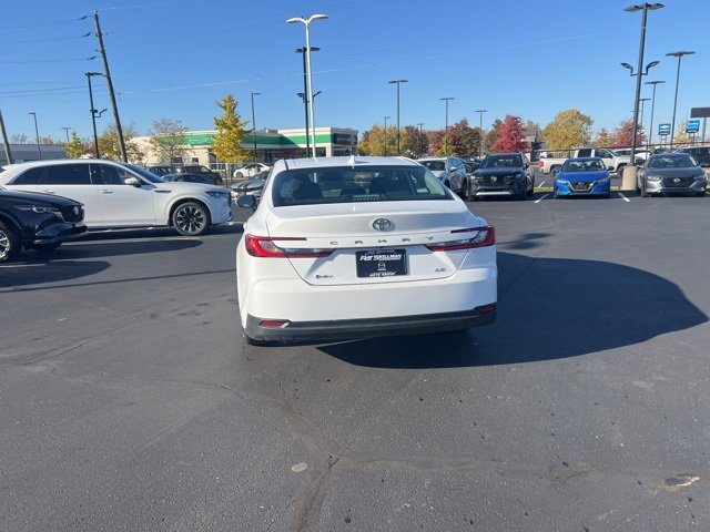 Used 2025 Toyota Camry LE image 12