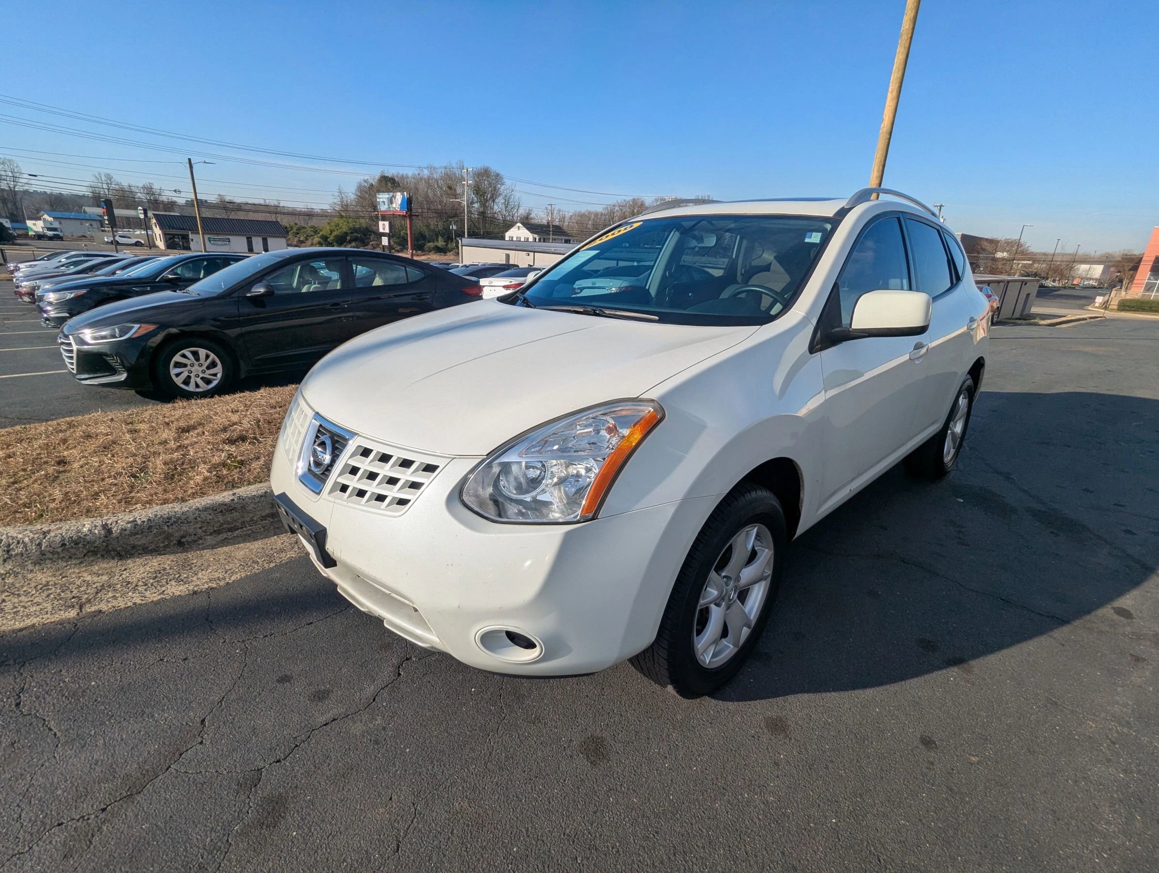 Used 2008 Nissan Rogue SL w/ Premium Pkg image 3