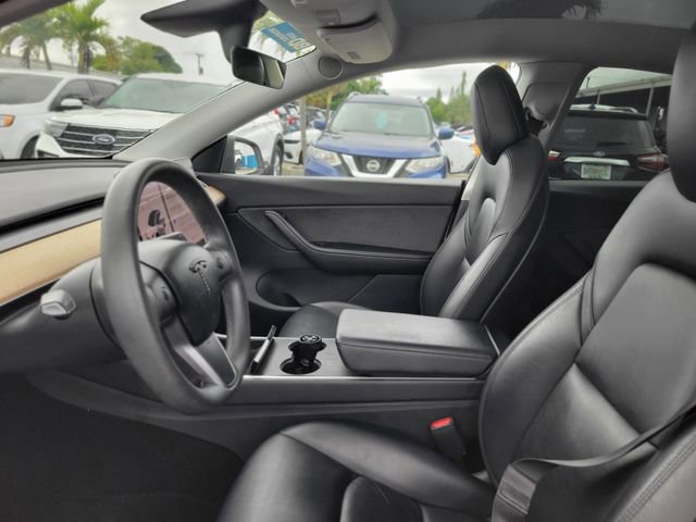 Used 2020 Tesla Model Y Long Range image 17