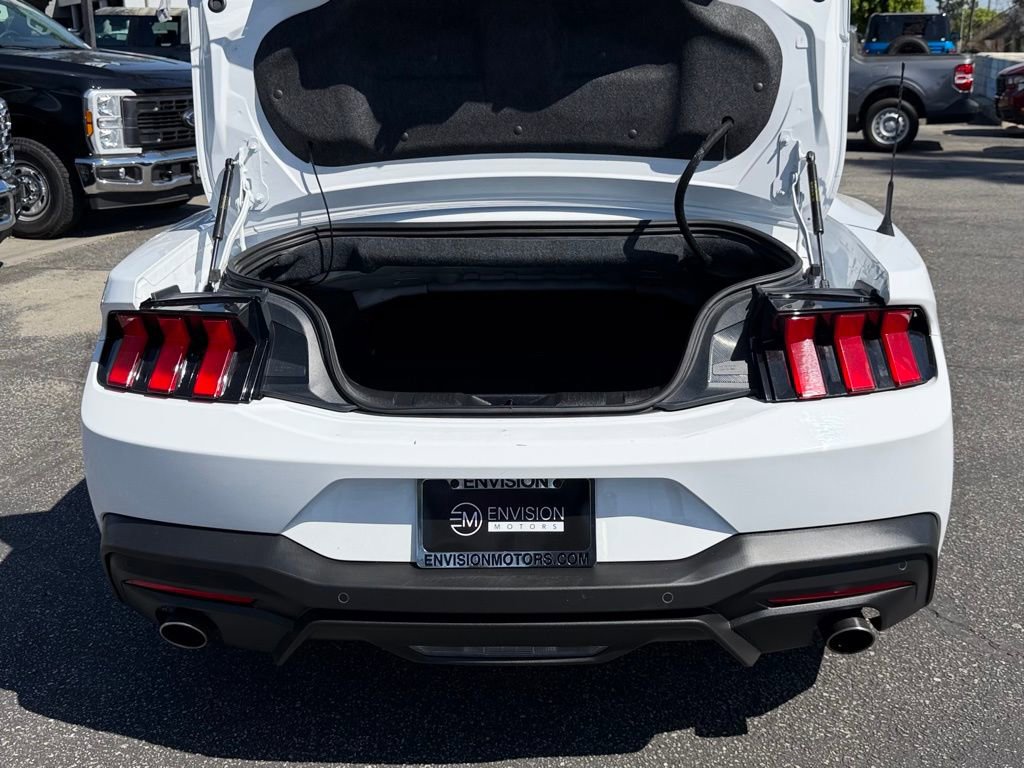 Certified 2025 Ford Mustang GT Premium RWD image 13