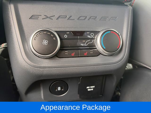 Used 2025 Ford Explorer ST image 12