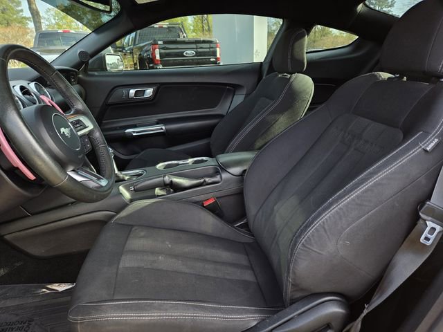Used 2019 Ford Mustang EcoBoost image 12