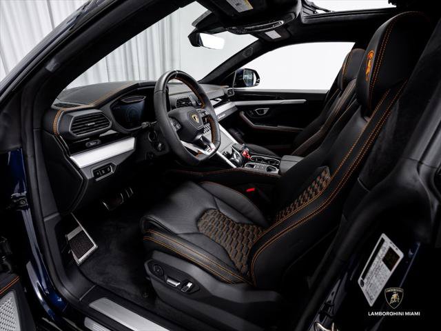 Used 2020 Lamborghini Urus AWD/4WD image 22