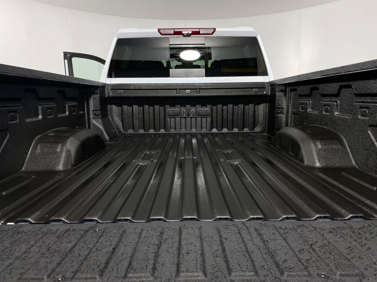New 2026 GMC Sierra 2500 Denali w/ Denali Reserve Package AWD/4WD image 23