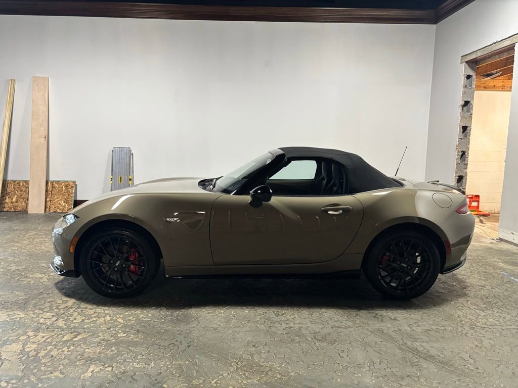Used 2024 MAZDA MX-5 Miata Club w/ Brembo/BBS Recaro Package image 5