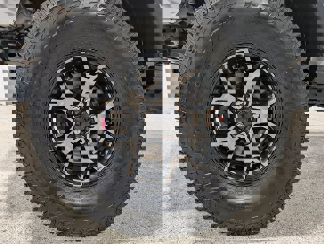 Used 2018 Jeep Wrangler Unlimited Rubicon image 10