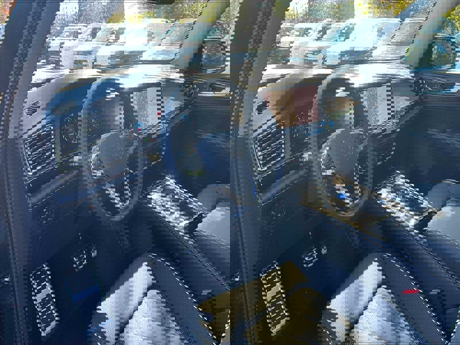 New 2026 Volkswagen Atlas SEL Premium R-Line image 9