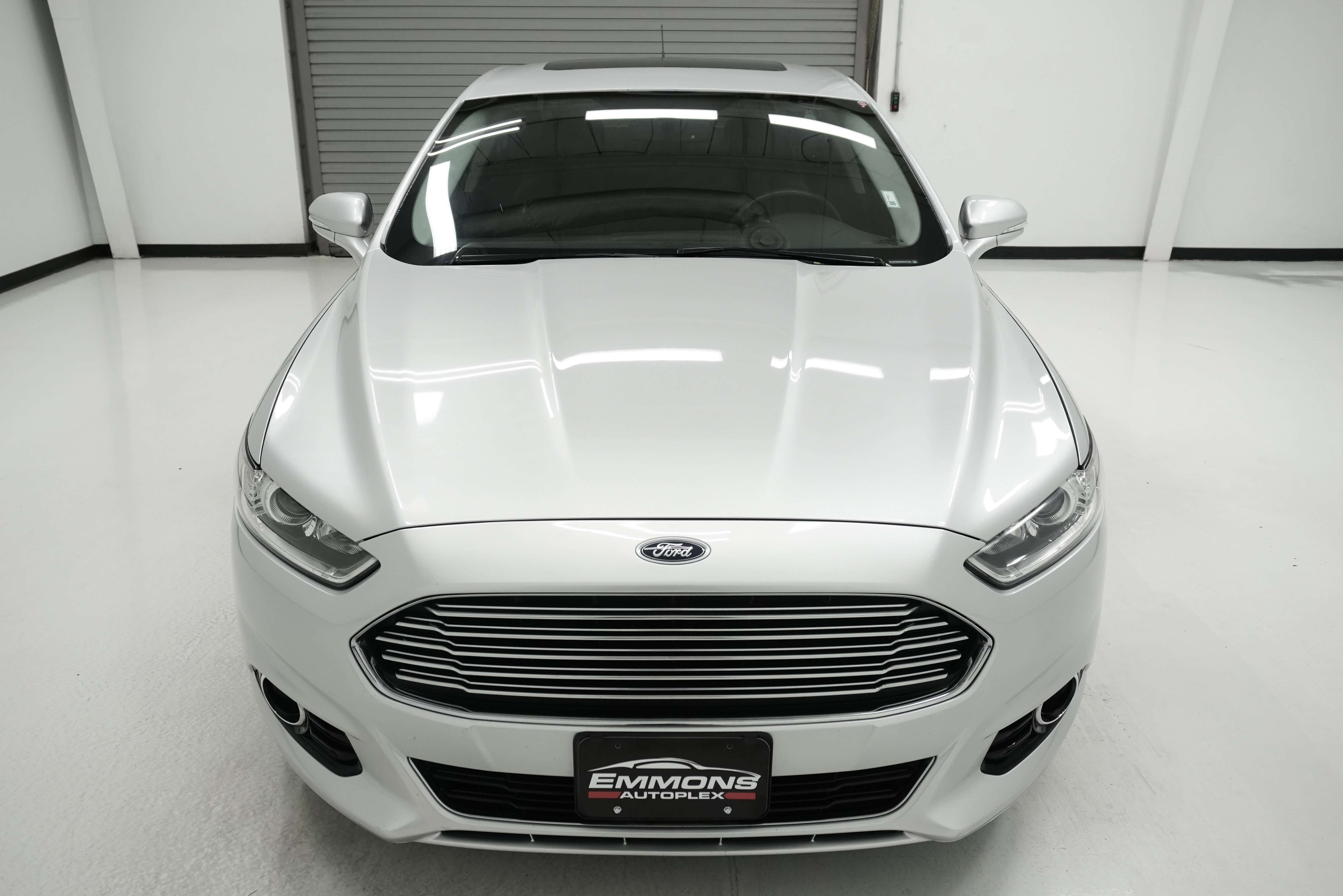 Used 2013 Ford Fusion Titanium FWD image 2