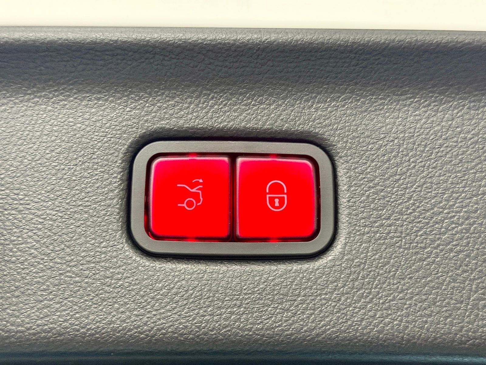 Used 2022 Mercedes-Benz S 580 4MATIC Sedan image 16