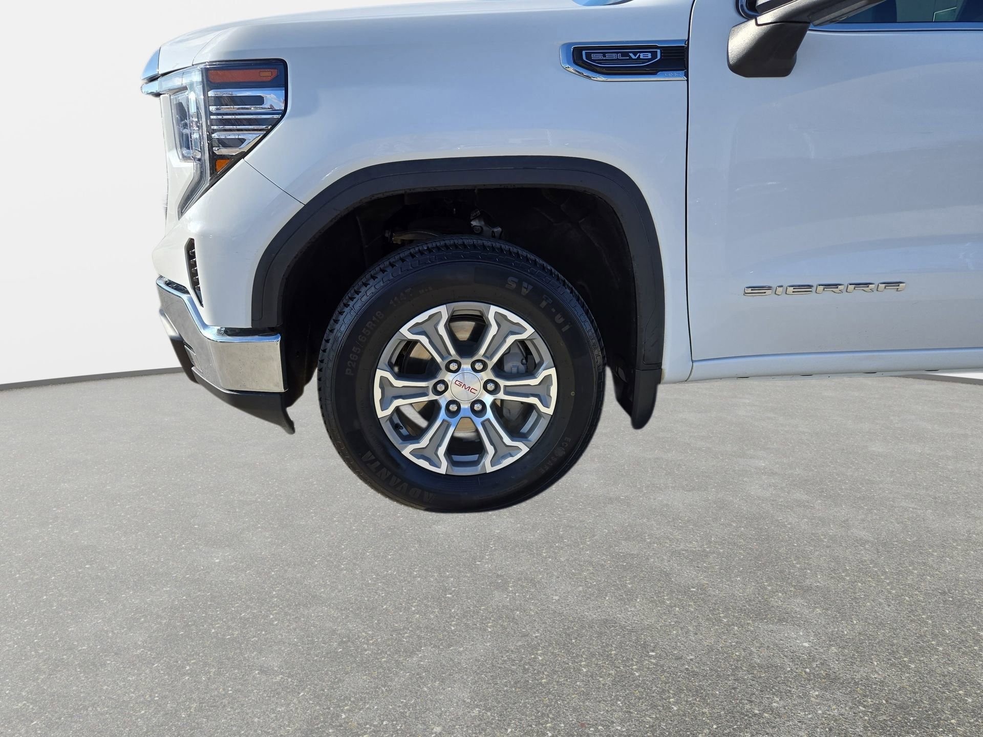 Used 2024 GMC Sierra 1500 SLT AWD/4WD image 39