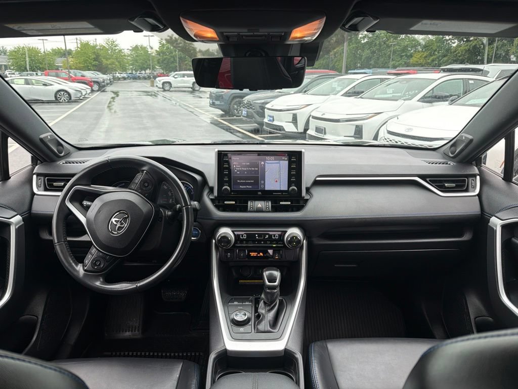 Used 2020 Toyota RAV4 XSE AWD/4WD image 16