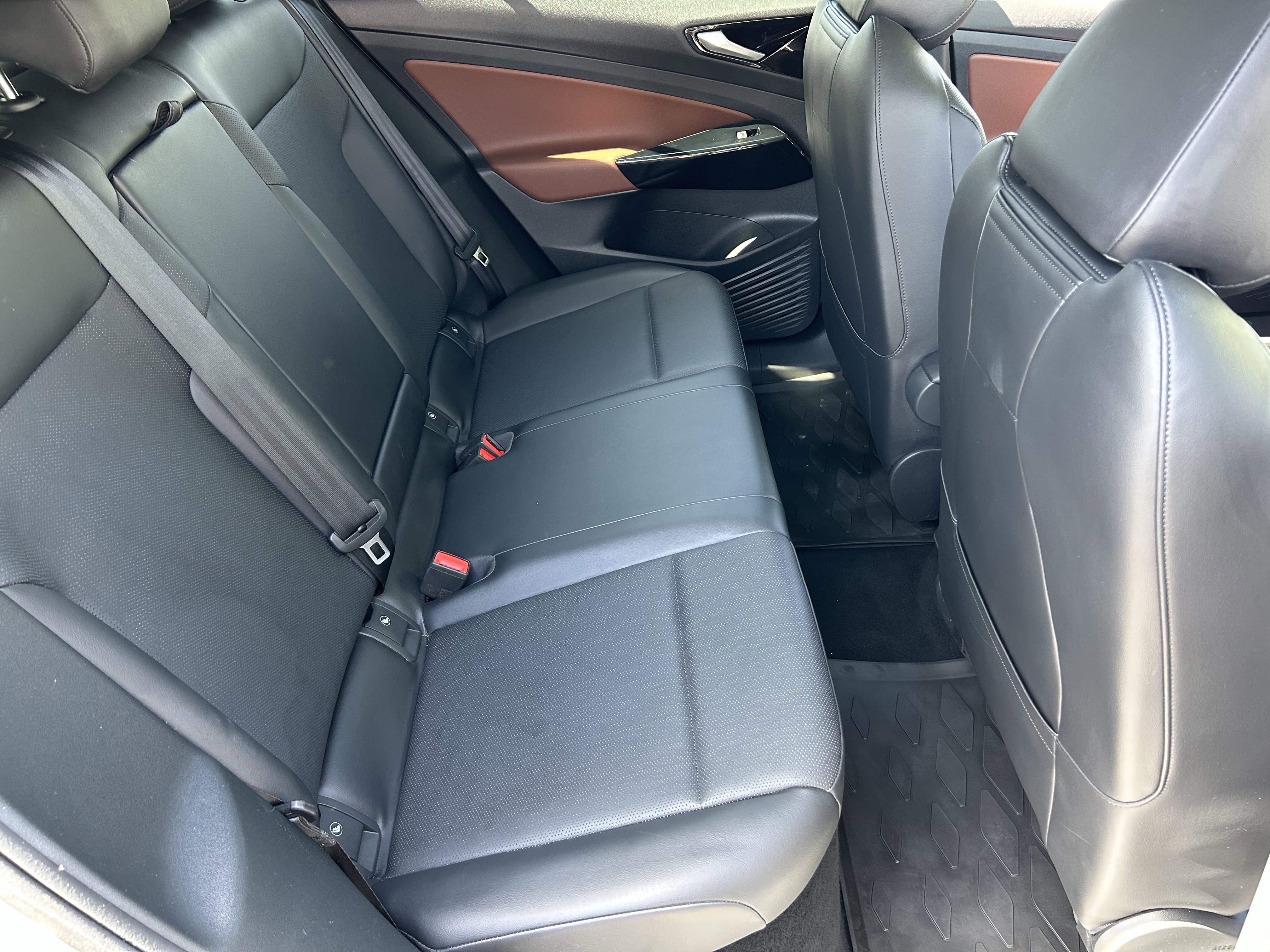 Used 2022 Volkswagen ID.4 Pro S RWD image 11