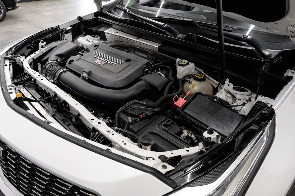 Used 2021 Cadillac XT4 Premium Luxury image 56