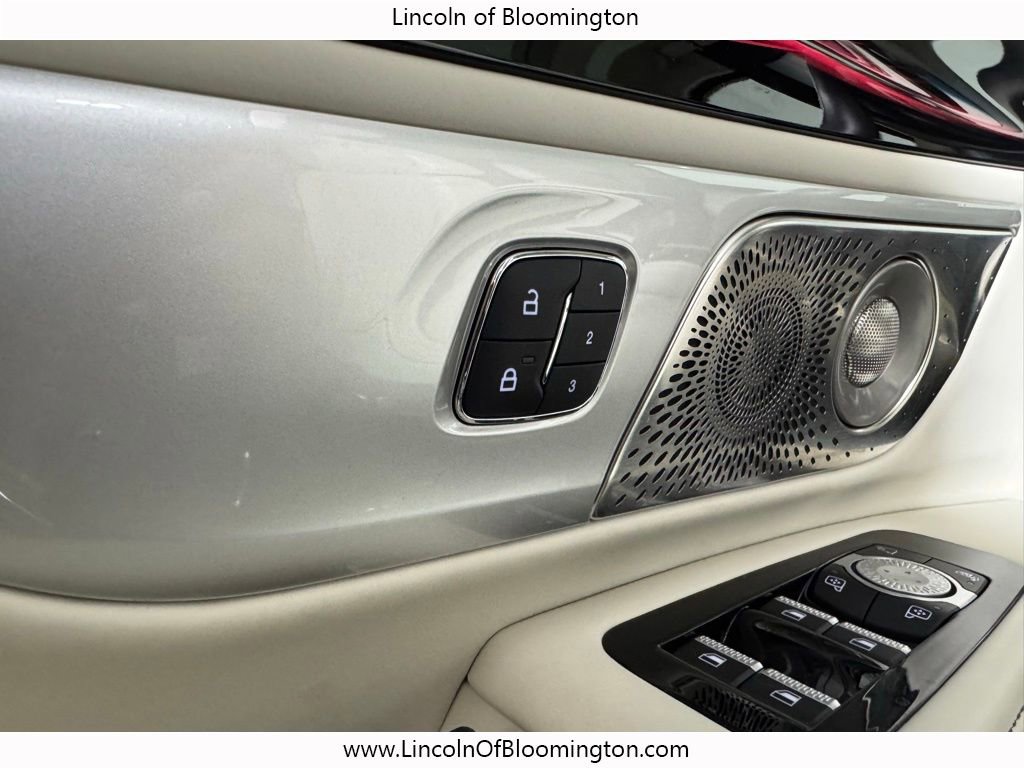 New 2024 Lincoln Nautilus Black Label w/ Jet Appearance Package (87T) image 53