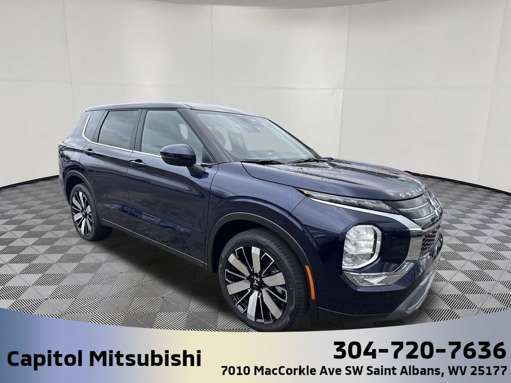 New 2025 Mitsubishi Outlander SE