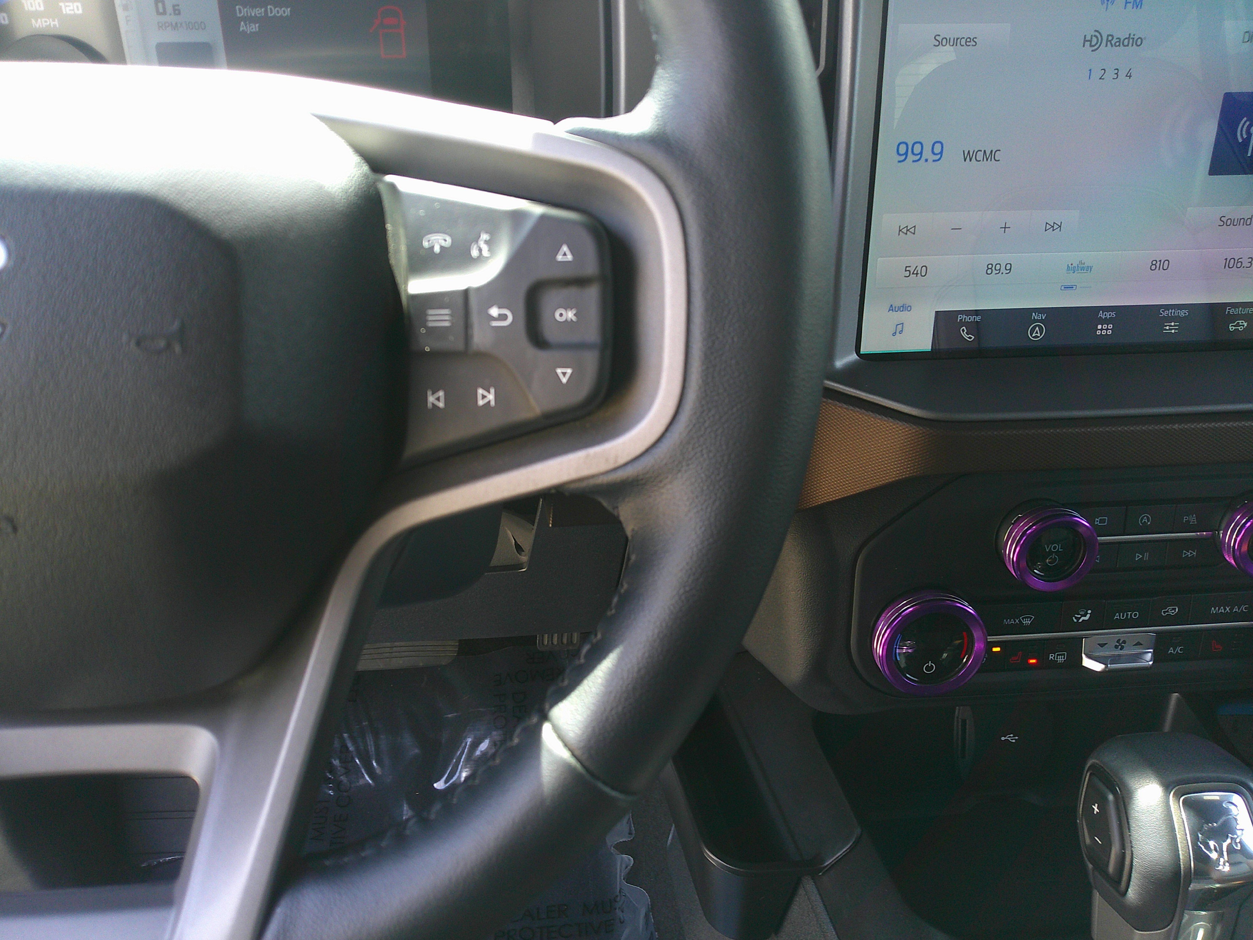 Used 2023 Ford Bronco Outer Banks image 21