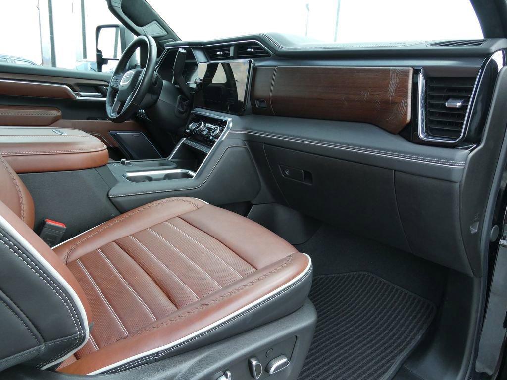 Certified 2025 GMC Sierra 2500 Denali Ultimate image 15