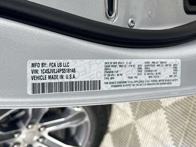 Used 2023 Jeep Grand Wagoneer 4WD w/ Flexible Seating Group image 34