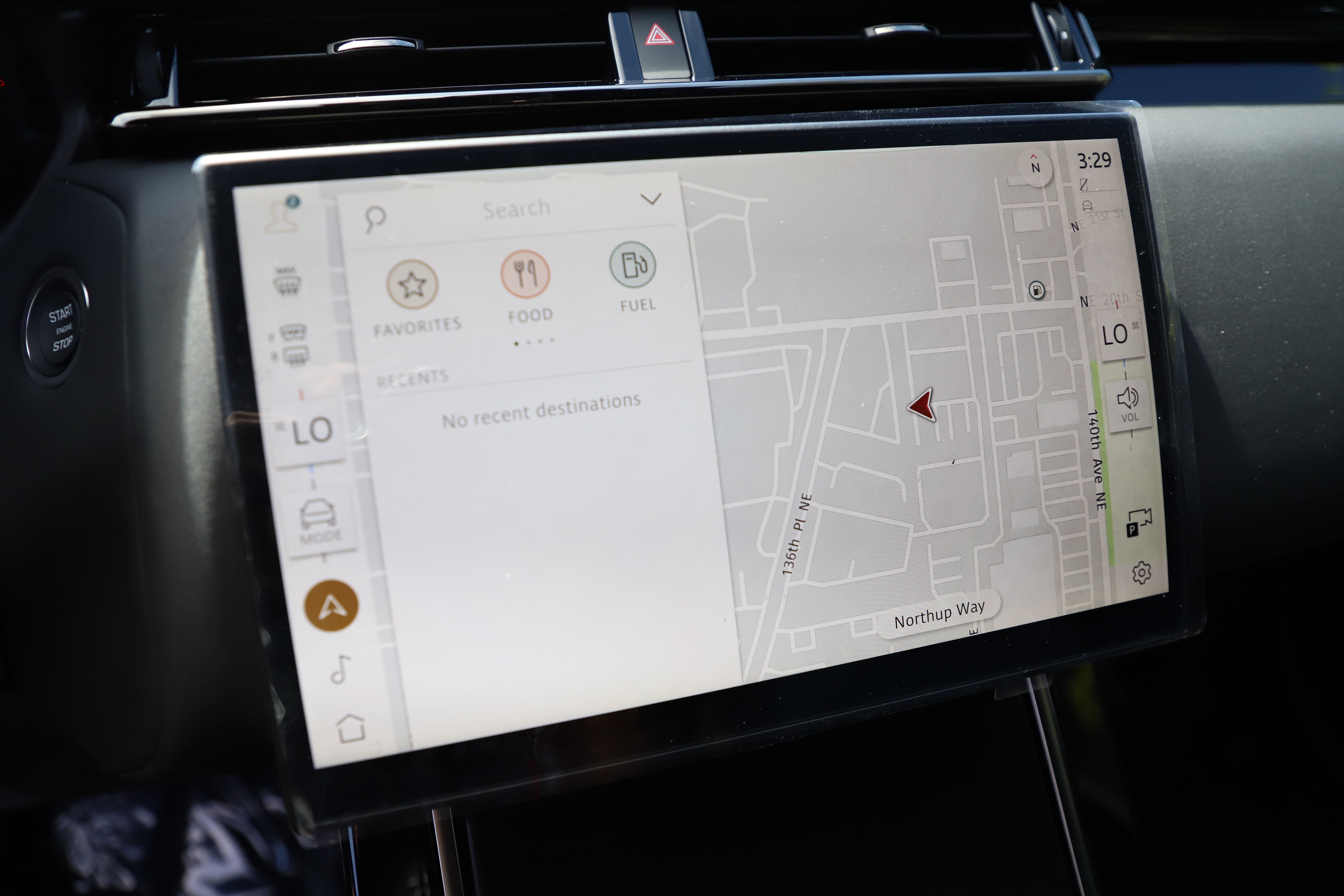 New 2026 Land Rover Range Rover Velar Dynamic SE AWD/4WD image 22