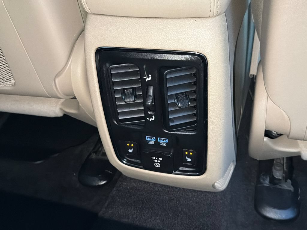 Used 2018 Jeep Grand Cherokee Limited AWD/4WD image 14