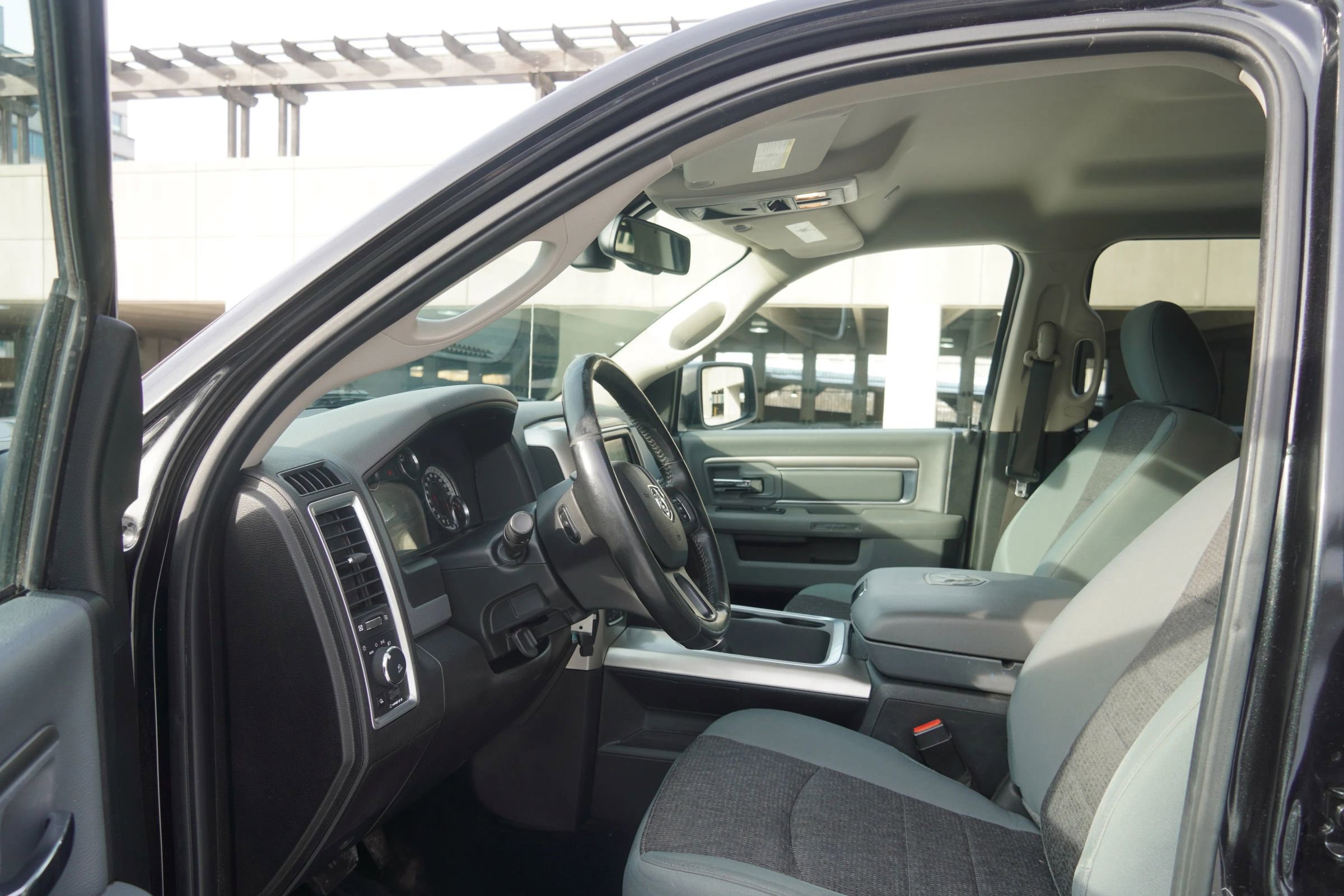 Used 2019 RAM 1500 Big Horn AWD/4WD image 18