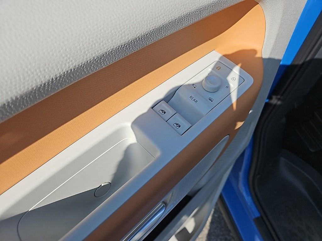 New 2025 Volkswagen ID. Buzz 1st Edition image 11