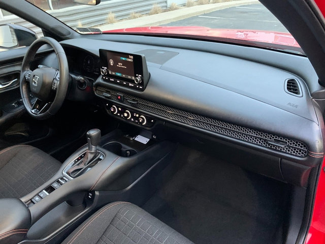 Used 2024 Honda HR-V Sport image 11