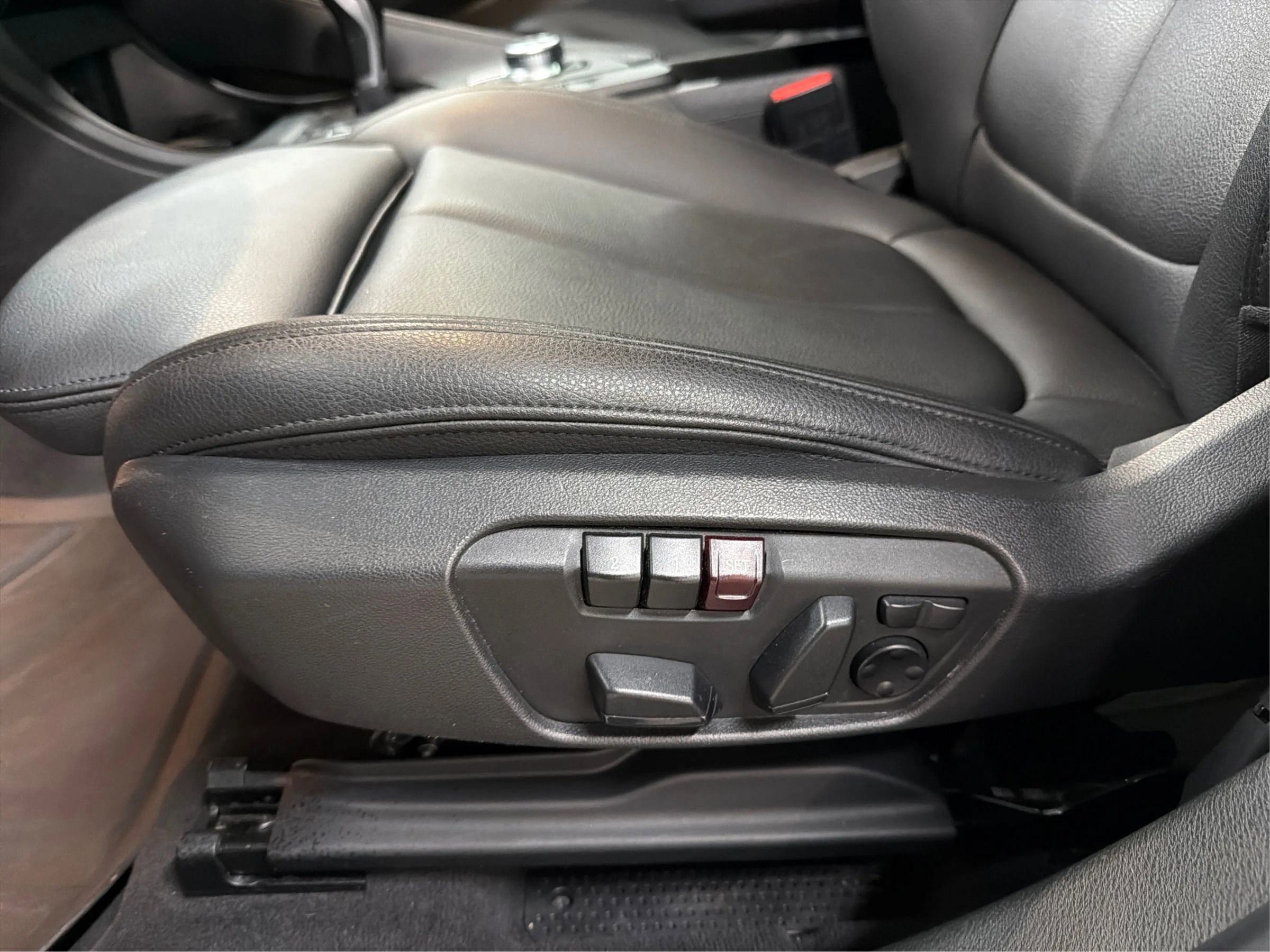 Used 2020 BMW X2 sDrive28i w/ Premium Package image 41