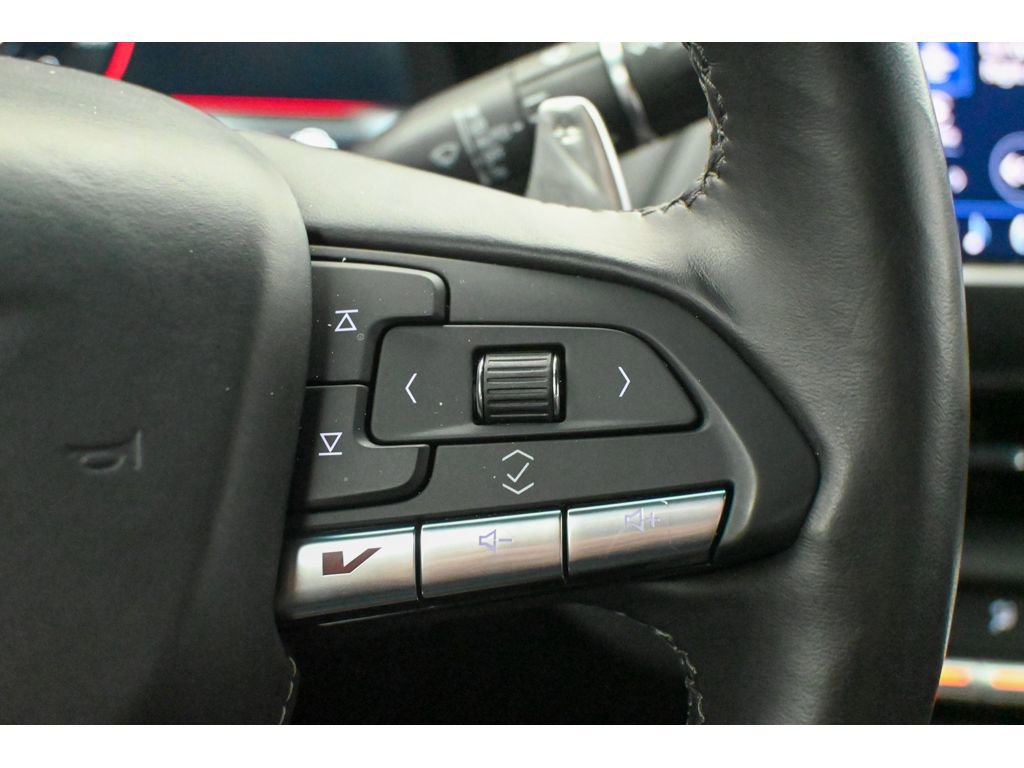 Certified 2023 Cadillac CT4 V w/ LPO, ONYX Package image 39