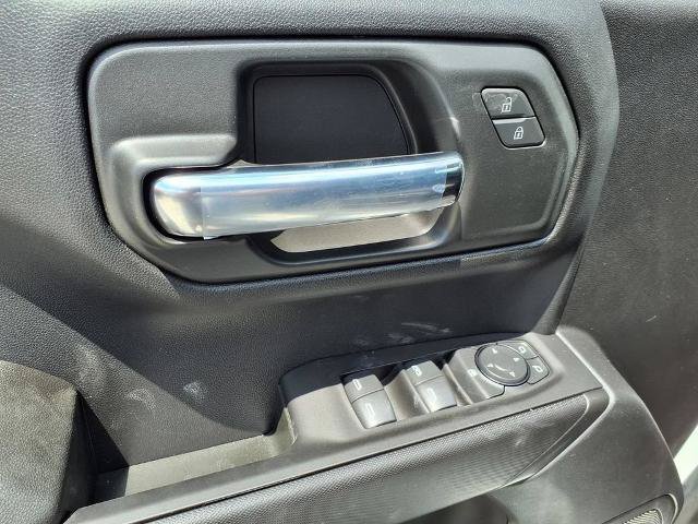 New 2026 Chevrolet Silverado 1500 Custom w/ Turbomax Blackout Package AWD/4WD image 14