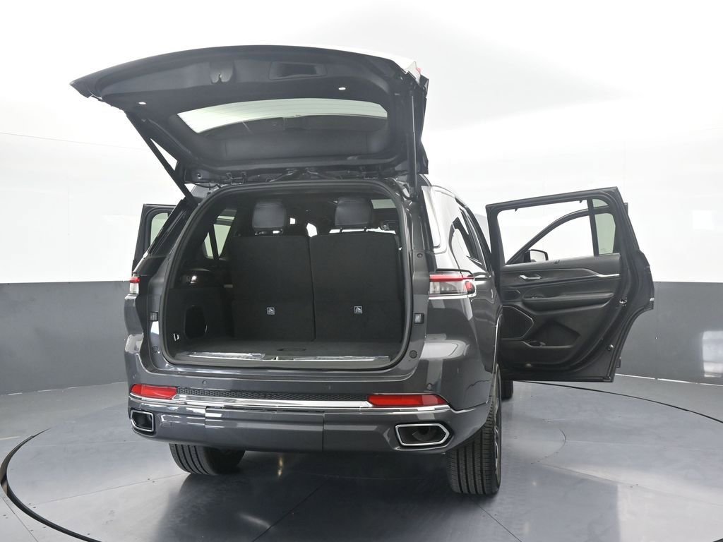 Used 2024 Jeep Grand Cherokee L Overland w/ Luxury Tech Group IV image 79