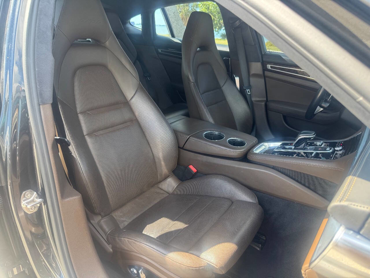 Used 2017 Porsche Panamera Turbo w/ Sport Package image 53