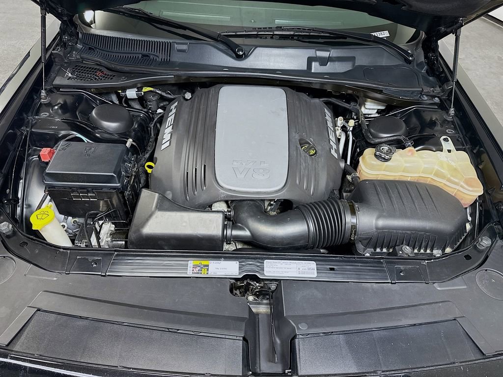 Used 2014 Dodge Challenger R/T w/ Sound Group II RWD image 28
