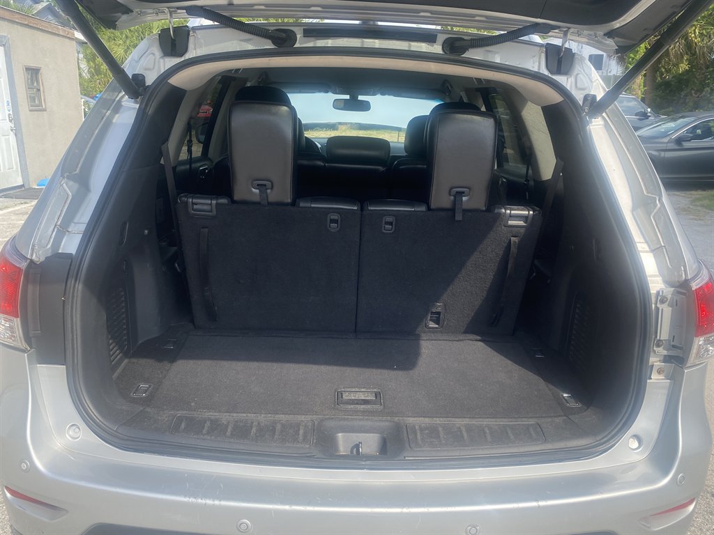 Used 2013 Nissan Pathfinder SL FWD image 25