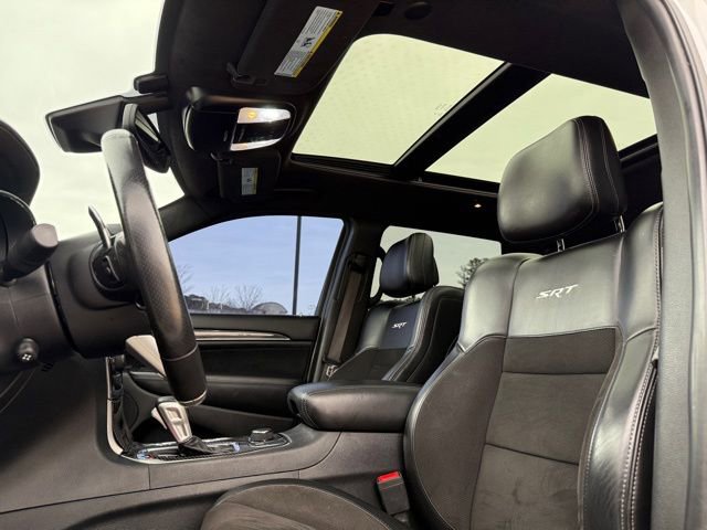 Used 2020 Jeep Grand Cherokee SRT w/ Trailer Tow Group IV image 26