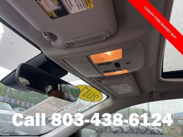 Used 2017 Toyota RAV4 Platinum FWD image 28