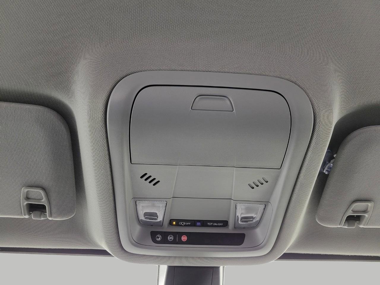 Used 2023 GMC Acadia SLE w/ Driver Convenience Package image 19