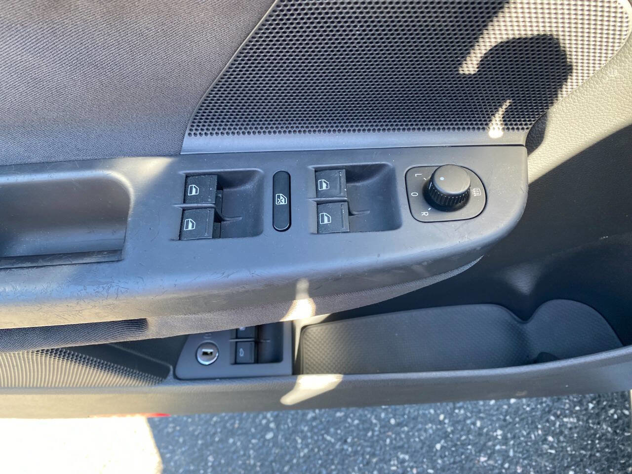 Used 2006 Volkswagen Jetta Value Edition image 12