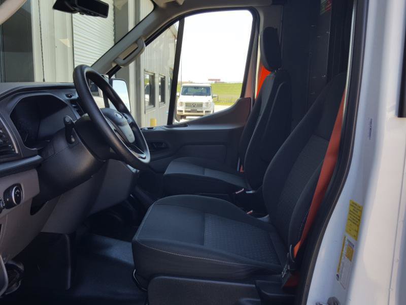 Used 2022 Ford E-Transit 148 High Roof Extended RWD image 20