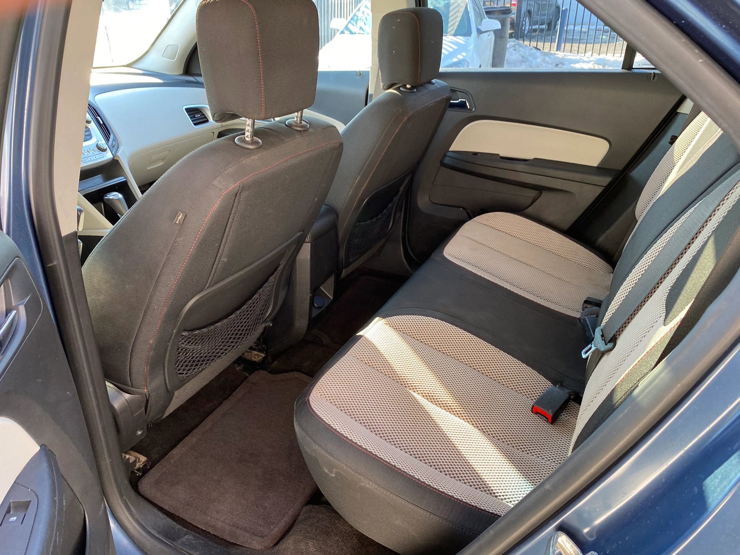 Used 2016 Chevrolet Equinox LT w/ Convenience Package image 9