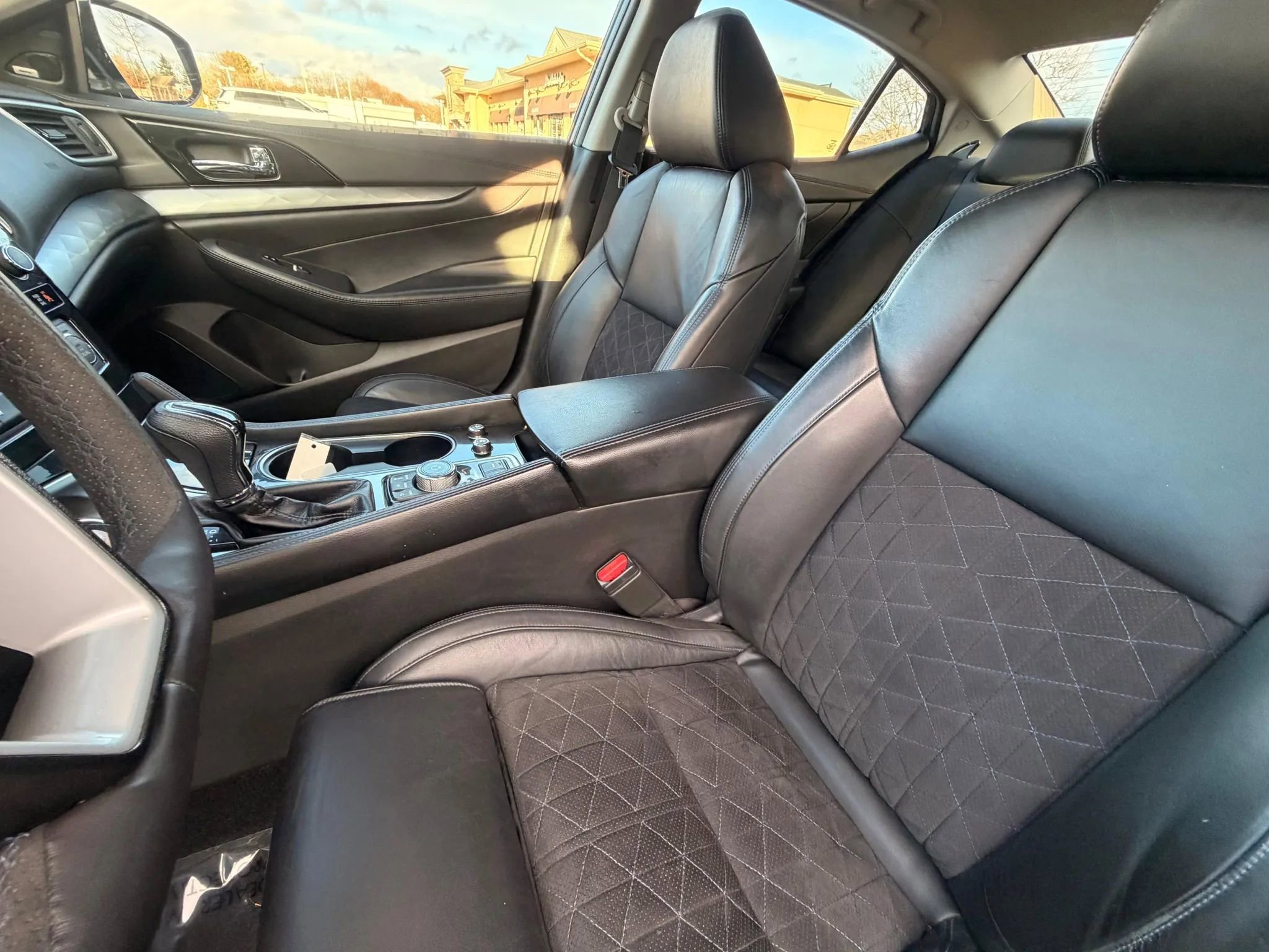 Used 2017 Nissan Maxima SR w/ Midnight Edition image 11