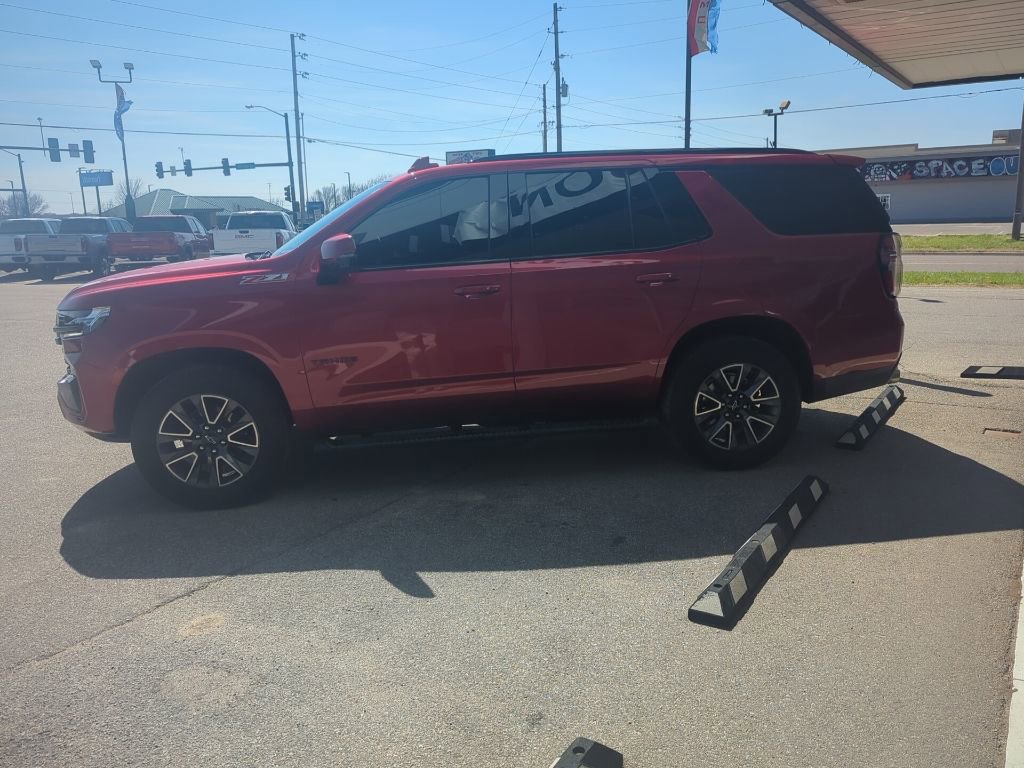 Used 2023 Chevrolet Tahoe Z71 w/ Z71 Off-Road Package image 3