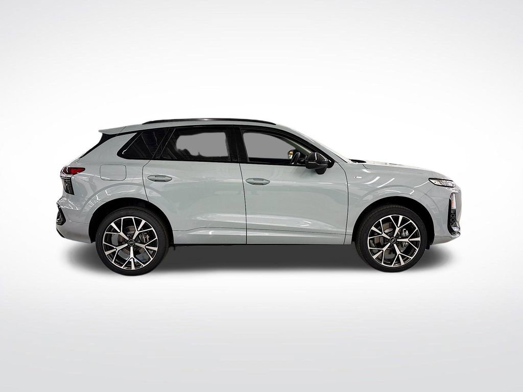 New 2026 Audi Q3 quattro 2.0T AWD/4WD image 6
