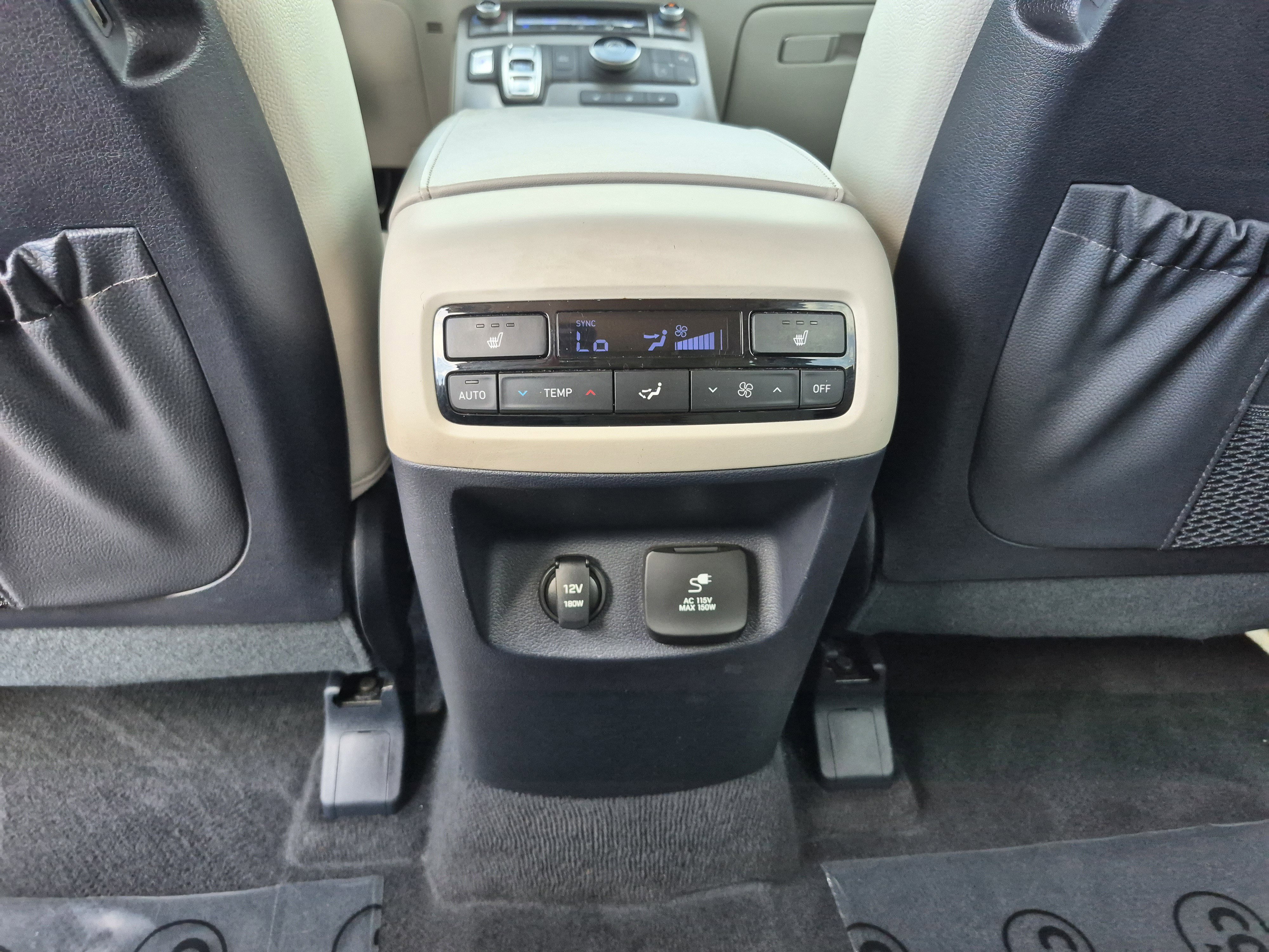 Used 2021 Hyundai Palisade SEL FWD image 15